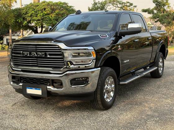RAM 3500 6.7 I6 TURBO DIESEL LARAMIE CD 4X4 AUTOMÁTICO
